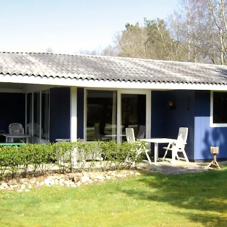 Two-bedroom Holiday In 3 *