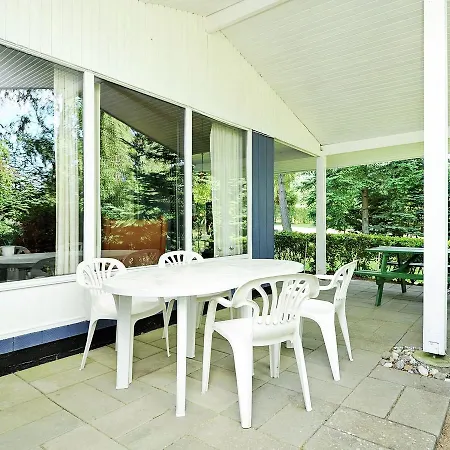 Two-bedroom Holiday In 3 Semesterbostad